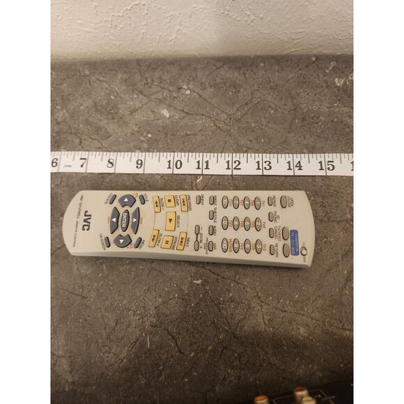 JVC 3 DVD PLAYER‎ MODEL #XV-M567GD W/ Remote - Picture 15 of 16